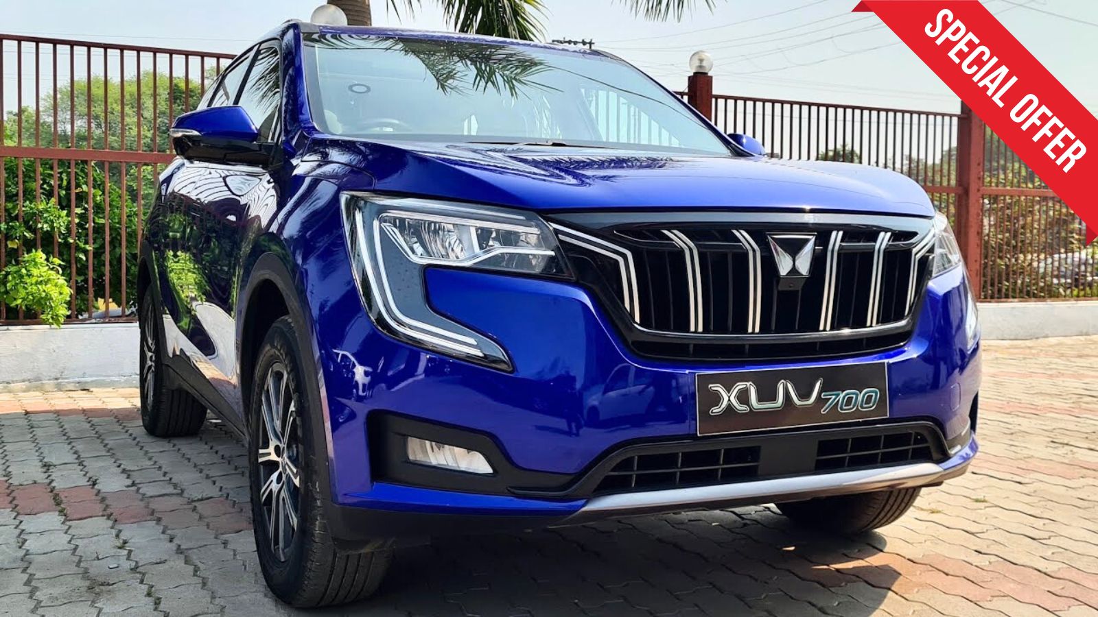 Mahindra XUV700 Offer