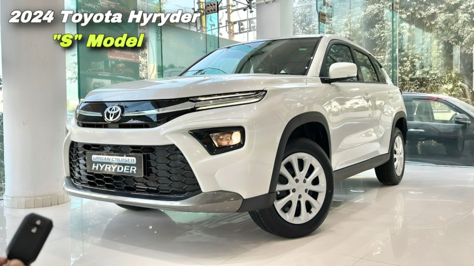 Toyota Hyryder 2024