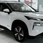 नई लुक और जबरदस्त फीचर्स के साथ लॉन्च हुई Nissan X-Trail SUV की 33 kmpl माइलेज देने वाली Car, देखें शोरूम कीमत